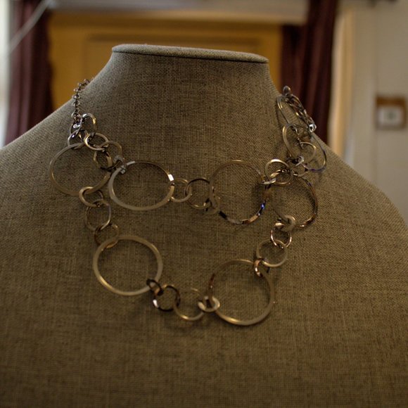 Gunmetal Candie's Connected Ring Necklace - Picture 2 of 2